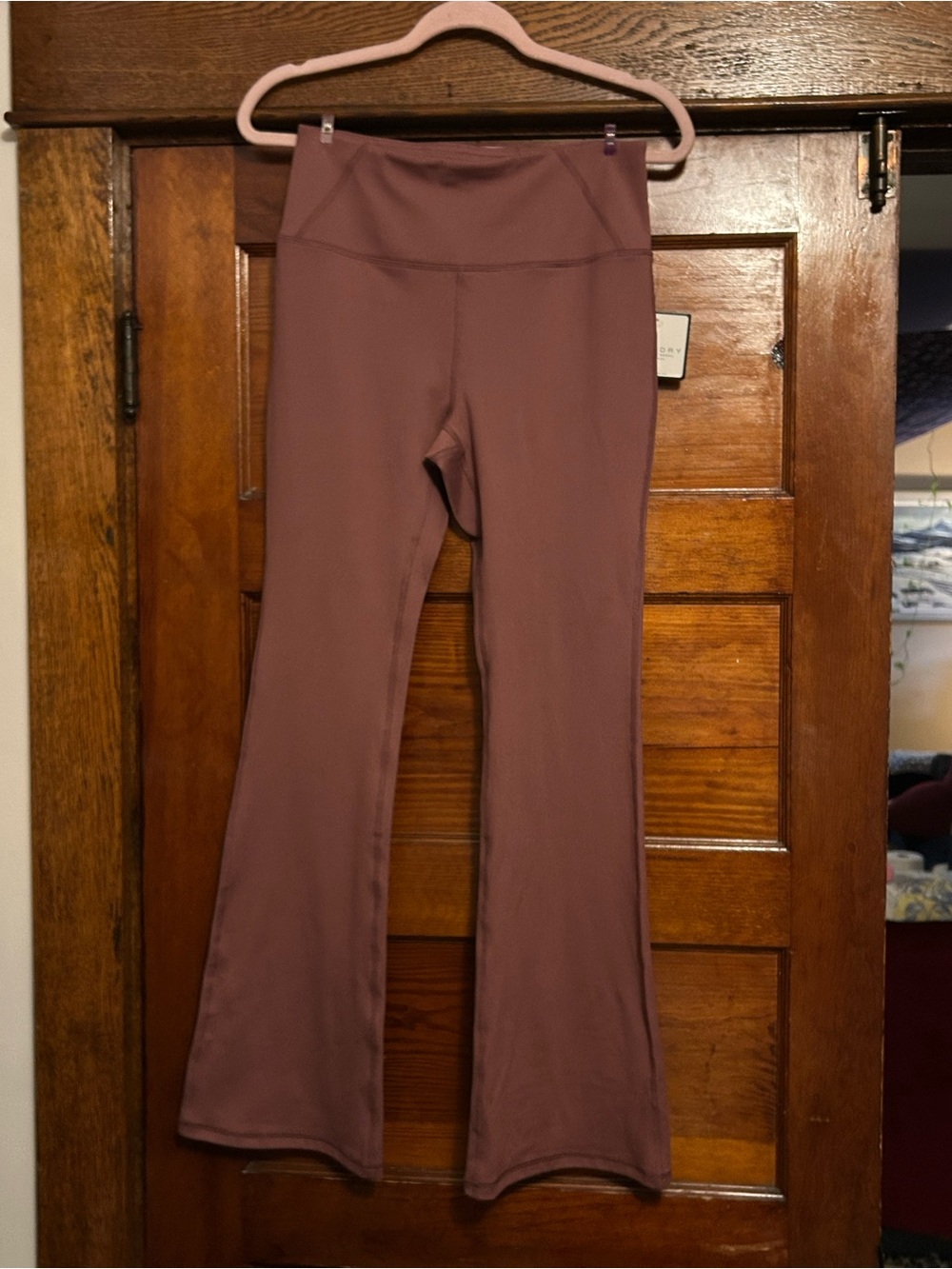 Laundry By Shelli Segal Mauve Flare-Leg High Waist Active Pants size M